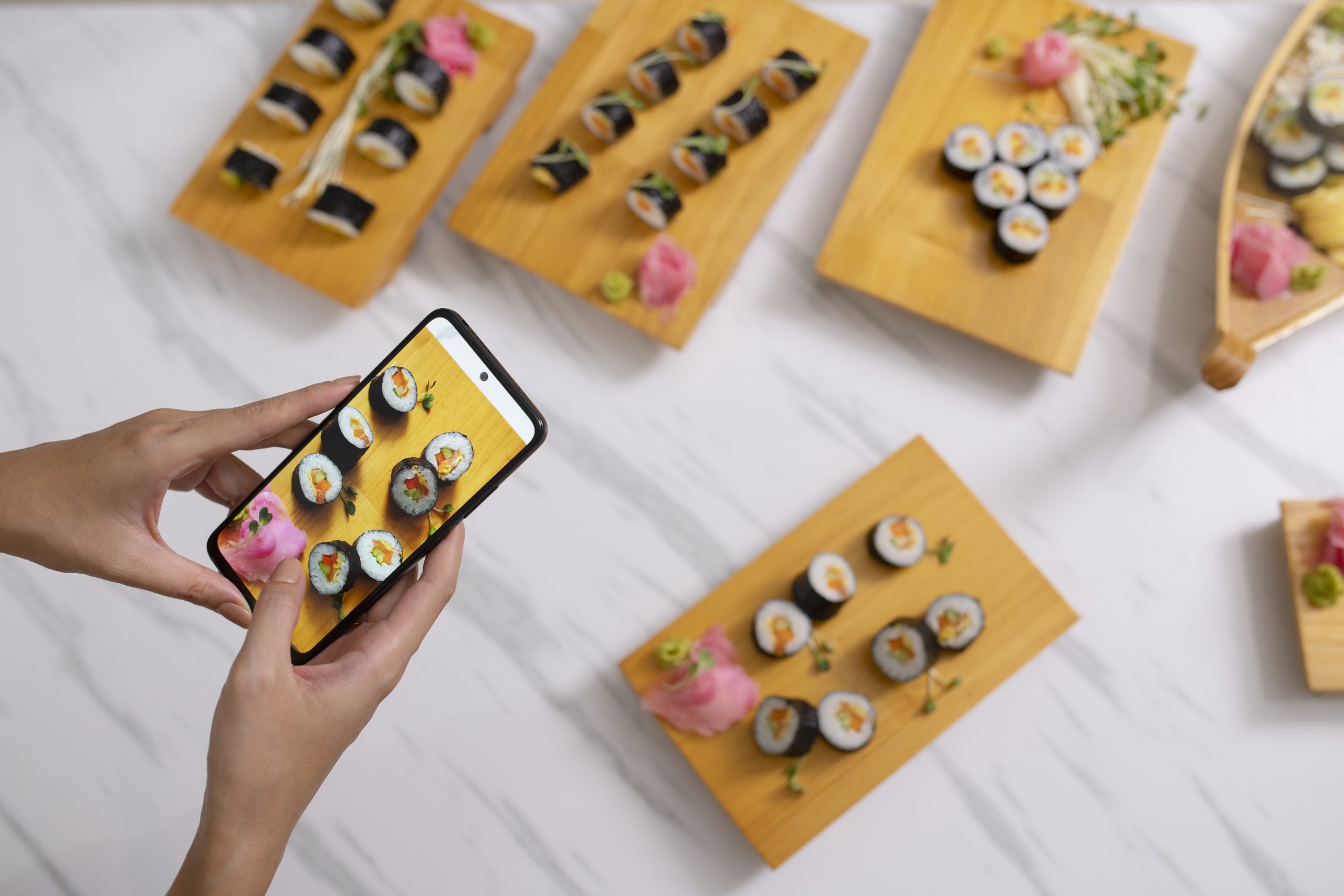 ترکیب فینگرفودهای محلی و جهانی