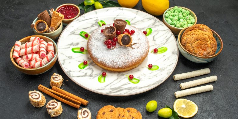 وقتی یک ظرف کامل شیرینی، نقطه تمرکز پذیرایی می‌شود